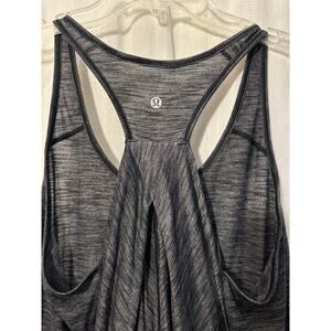 Lululemon Heather Gray Womens Tank Top Pleated Back Size 10?